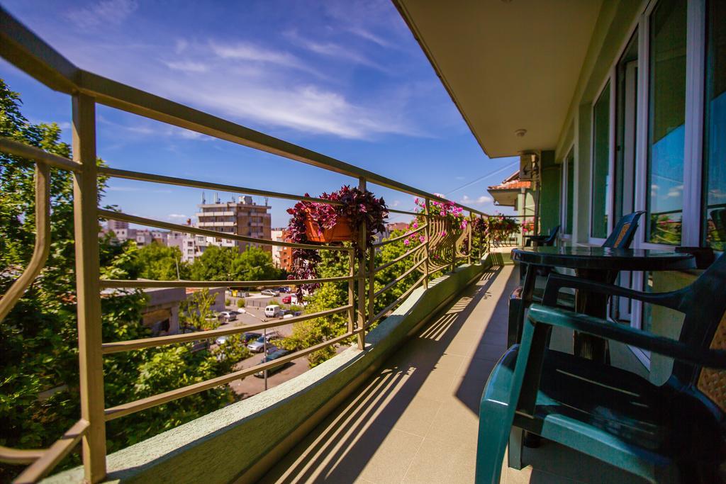 Guest House ,, Ekaterina" Несебир Екстер'єр фото