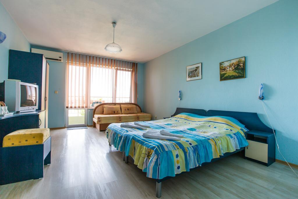 Guest House ,, Ekaterina" Несебир Екстер'єр фото